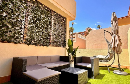 El Medano Ski Chalet | Luxury Villa Bella Isabel, elegance and privacy by the Atlantic Ocean