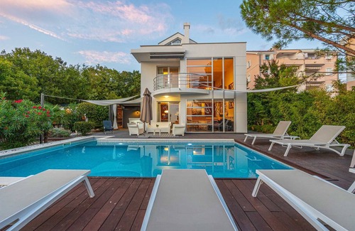 Dramalj Villa | Luxury Villa Duchess with Pool