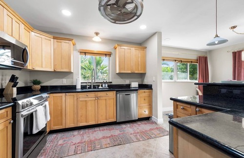 South Corals Apartment | Luxury Villa I Pool, Jacuzzi, Cinema & Game Room