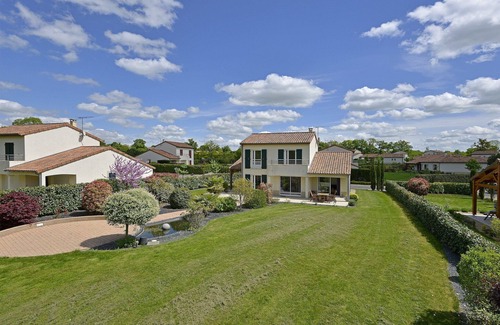 Vasles Villa | Luxury Villa in France with Pool