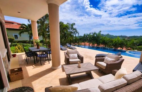 Pristine Bay Villa | Luxury Villa In Prestigious Pristine Bay, Home Of The Black Pearl Golf Course