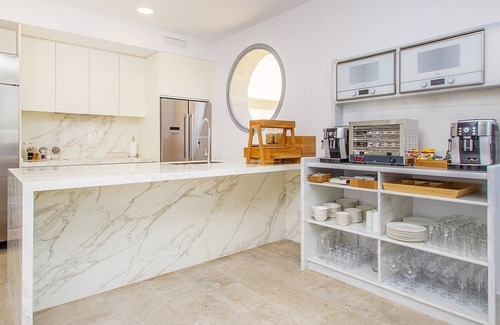 Establiments Villa | Luxury villa in with 12bedrooms, terrace with pool, free wifi, bar and gym