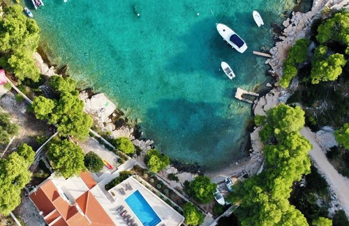 Milna (Brac) Villa | Luxury Villa Kate on a seafront with amazing turquoise sea. Heated pool & sauna