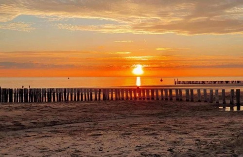 Municipality of Vlissingen Villa | Luxury Villa near Noordzee with Sauna