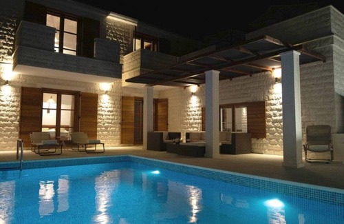 Rogac Villa | LUXURY: VILLA on the SEA, POOL & BEACH BIKE & KAYAK & PRESENT