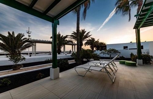 Playa Honda Villa | Luxury Villa Sea Front -La Orilla
