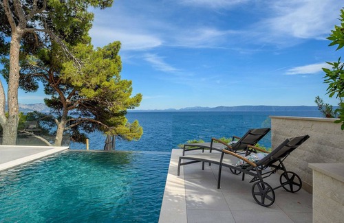 Selca Villa | Luxury Villa Sogno Bianco with Infinity Pool
