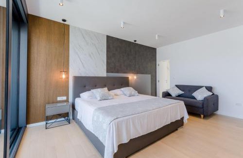 Cove Makarac (Milna) Villa | Luxury Villa Vitae