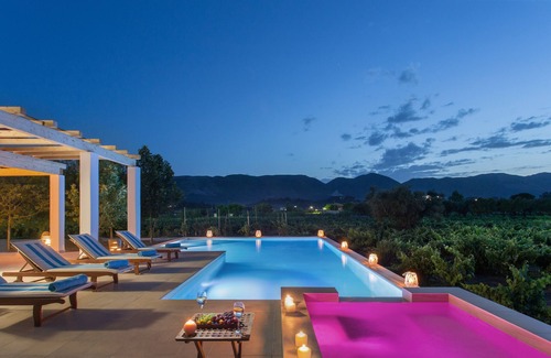 Agia Marina Villa | Luxury Villa with Private Pool, Tennis Court & Vineyard | Aneli Villa Elissavet