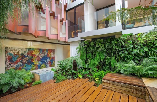Mosman House | Luxury Villas Balmoral Golden Mile Luxe (Heated Pool)