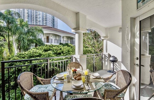 Aventura Condo | Luxury Waterfront Condo with Resort Amenities!