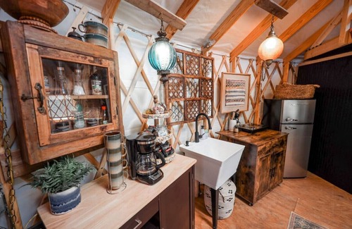 Alpine Apartment | Luxury Yurt Glamping in Big Bend @ Casa Estrella
