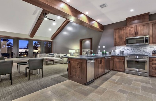 Lakeside Park Condo | LuxuryÂ 3br Steps From Heavenly Village & Gondola 3 Bedroom Condo by RedAwning