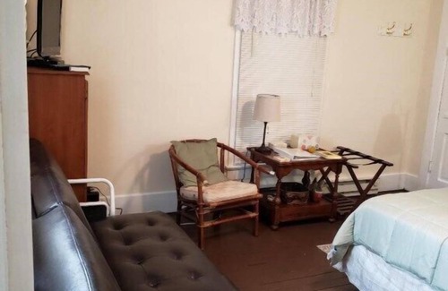 Lakeside Condo | Lvi - Suite 1 in Lakeside
