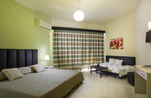 Faliraki Apartment | Lyristis Dinos Studios & Apartments