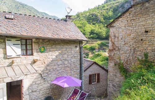 Saint-Chely-du-Tarn House | Lzg272 - Gîtes de France 2 Épis 5 Pers à Saint Chély du Tarn