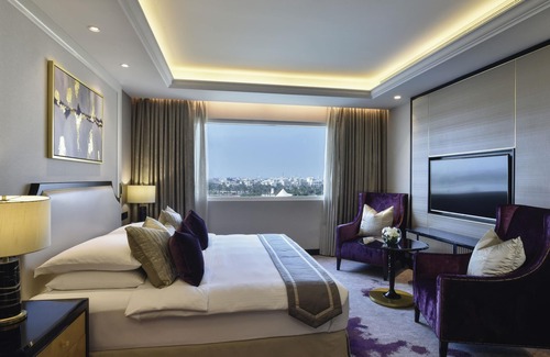 Muharraq Hotel | Mövenpick Hotel Bahrain