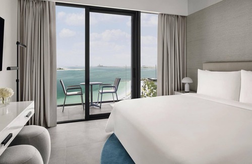 Ras Al Khaimah Hotel | Mövenpick Resort Al Marjan Island