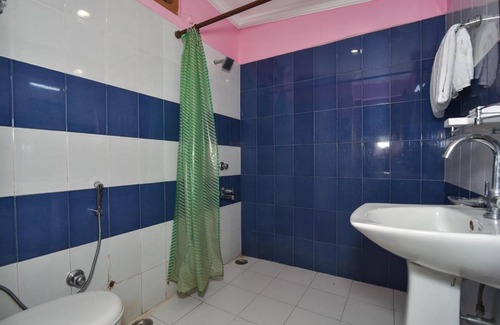 Dharamshala Hotel | M Hotel And Restaurant