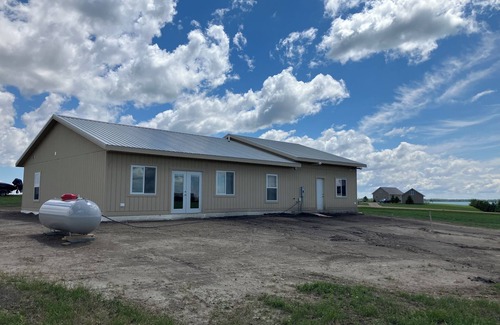 Waubay House | M&N Lodge located near Grenville on Beautiful Waubay Lake