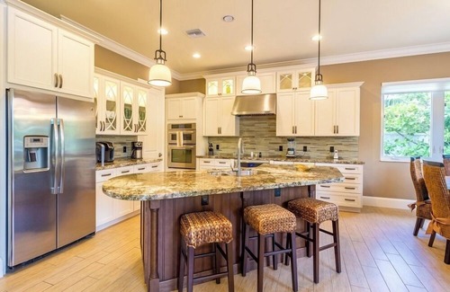 Coury House | M12 - Beautiful house in Key Colony offering 4 bedrooms, pool and dockage!