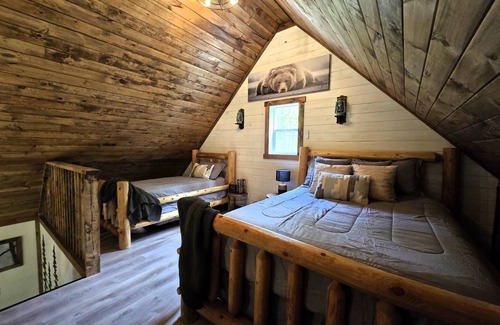 Algoma District House | "Ma Cabine" - Quiet Retreat along the River