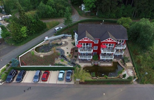 Schalkenmehren House | Maarpanorama in het Maarberg Resort