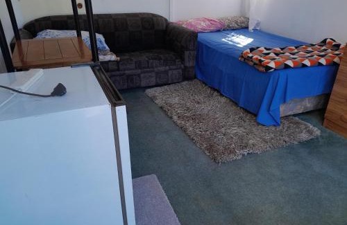 Te Atatu South House | Mablet Family Home Stay
