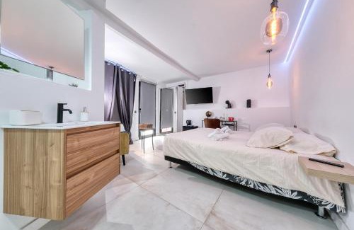 Macher House | Macher Room