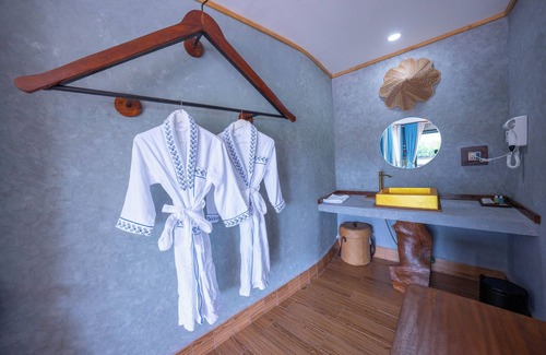 Kampot Resort | Madam Sweet Resort