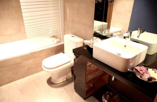 Malasana Apartment | madrid central gran via Suites