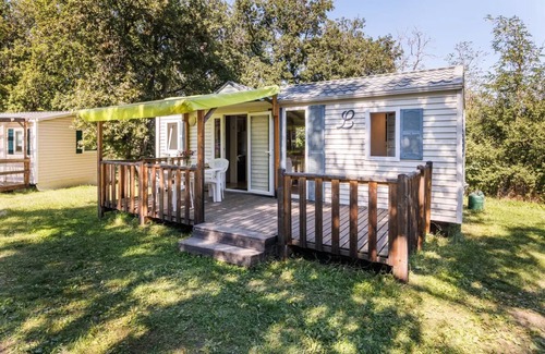 Chatel-Guyon House | Maeva Respire campsite in La Croze * - 3 Room Relaxation Mobile Home 4 People + TV