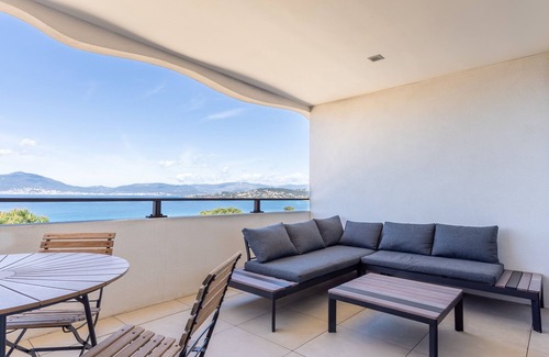 Pietrosella Apartment | Magadhja Fiurita - Appt climatisé - Vue mer