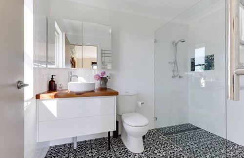 Hampton Other | Maggie's Retreat