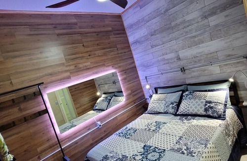 Apollo Beach House | Magic and Pacific small cozy space.