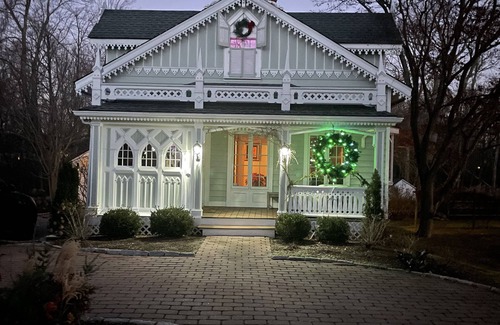 New Canaan House | Magic Charm—NYC Gingerbread Home