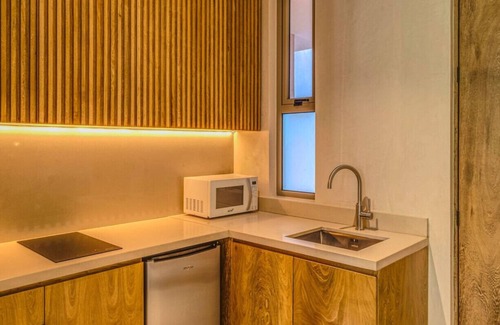 Zama Condo | Magic Loft w Yoga Classes | Pool | Gym | Fast WiFi