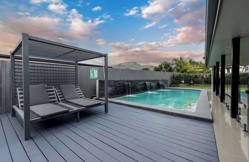 Annandale House | Magic on MacArthur Su