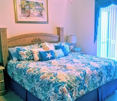 West Kissimmee House | Magical Memories Family Vacation Home at Emerald Island Resort - Lake View - Private Pool