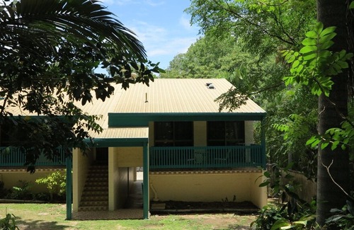 Arcadia House | "MAGNETIC REEF 3" in Arcadia