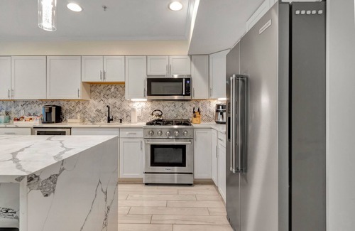 Dewey Beach Condo | Magnificent bay views " Luxury Defined"