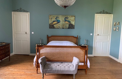 Montreuil-Juigne Other | Magnificent château on the banks of the Mayenne 18 people