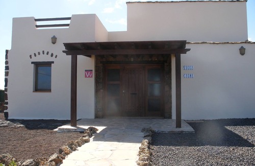 Lajares Villa | Magnificent house with private pool to enjoy with family and friends