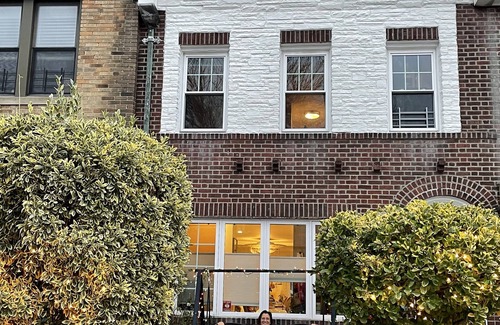 Ditmars Steinway Apartment | Magnificent Large Private Apartment Designer Hotel-Like Studio Sleeps 4