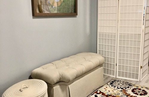 Ditmars Steinway Apartment | Magnificent Large Private Apartment Designer Hotel-Like Studio Sleeps 4