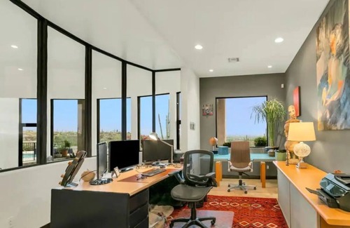 Tucson House | MAGNIFICENT MOUNTAINSIDE ESTATE W/STUNNING VIEWS!