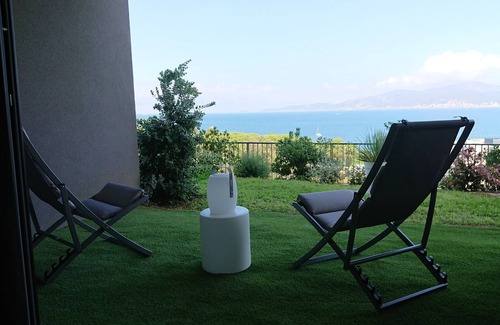 Pietrosella Apartment | Magnificent T3* Duplex Panoramic view Ajaccio Gulf Balcony Garden