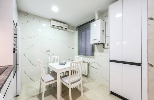 Almagro Apartment | Magnificent three-bedroom apartment in Chamberí