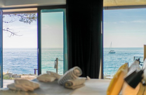 Pyla-sur-Mer Villa | Magnificent villa on 1st line, direct beach access, close to shops