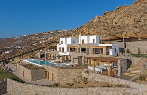 Houlakia Villa | Magnificent Villa Casa Spilia in Choulakia